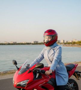 موتورسواری زنان, افزایش اعتمادبه‌نفس زنان, قدرت درونی زنان, شکستن کلیشه‌های جنسیتی, خودکارآمدی و استقلال روانی